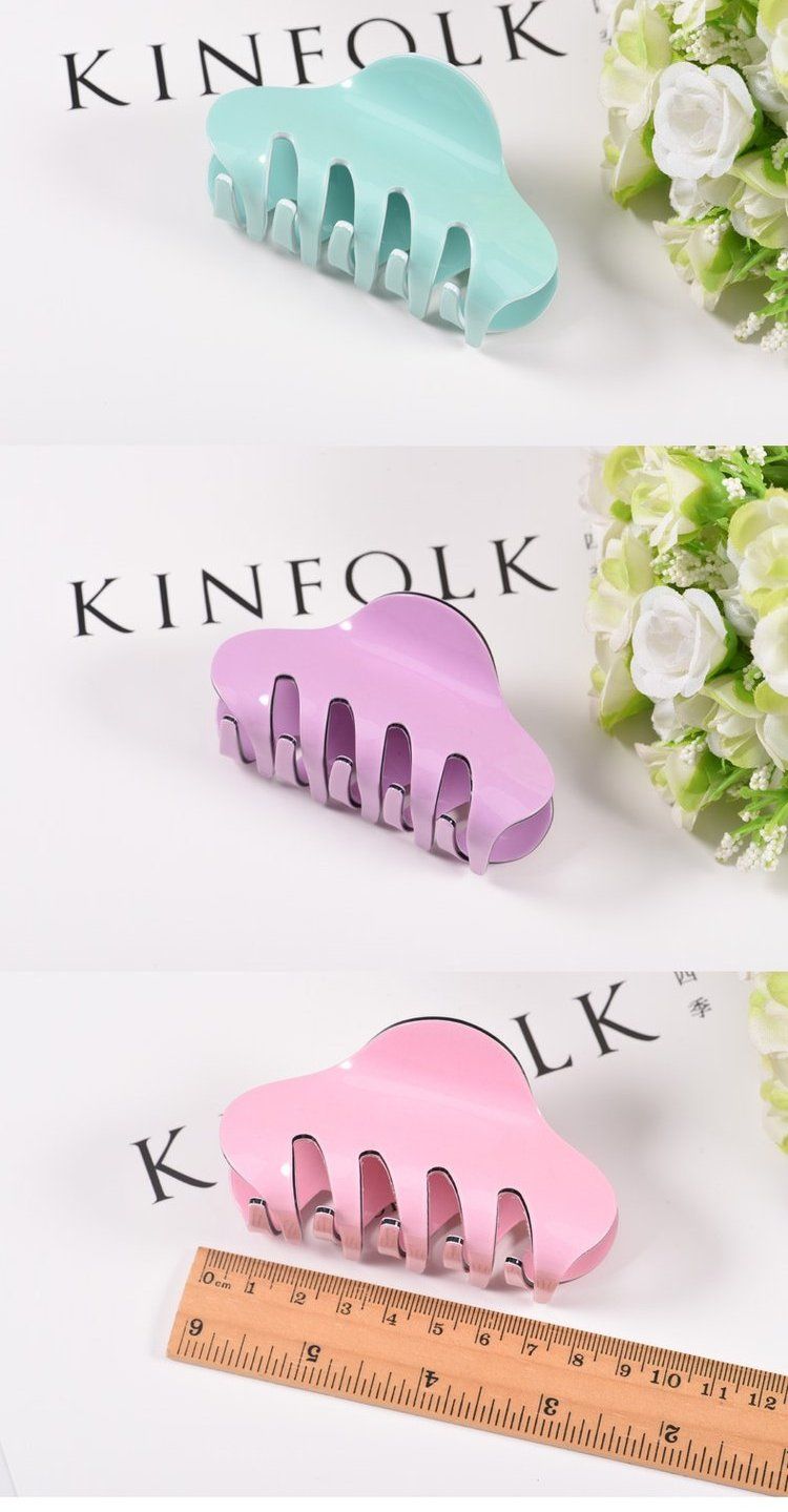 Small Hair Claws - Image 2